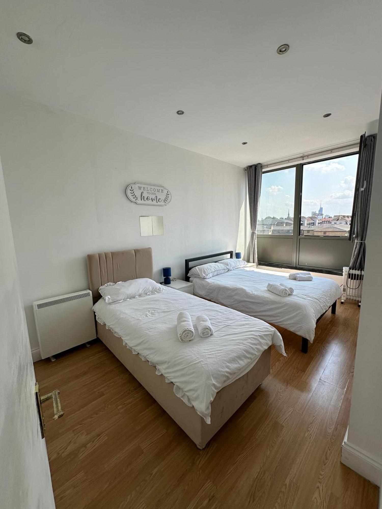 Cosy Entire Flat In Whitechapel Apartment London Bagian luar foto